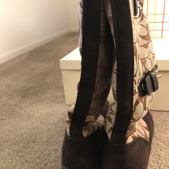 Coach Khaki Tinah Signature Winter Boots - Picture 7 of 11